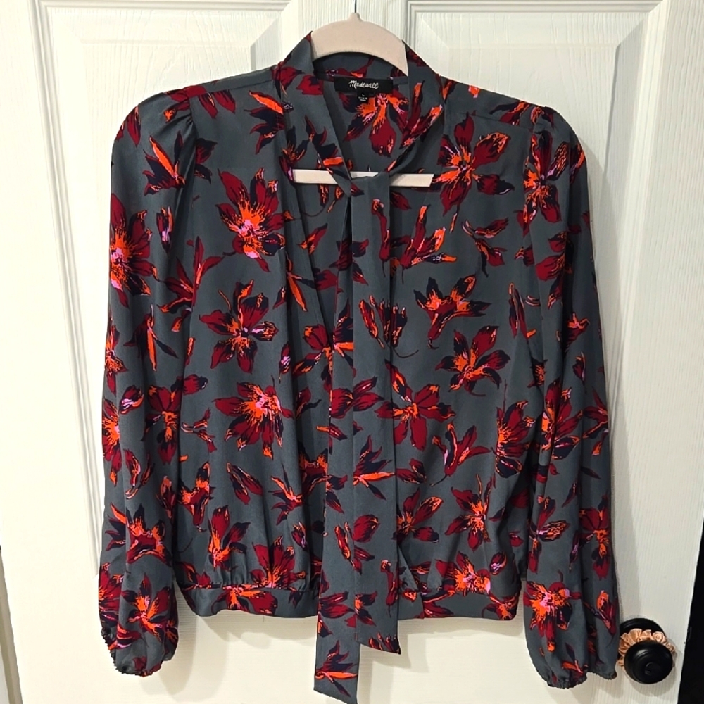 Madewell Floral Blue/ Gray and Red Women's Top Size Large